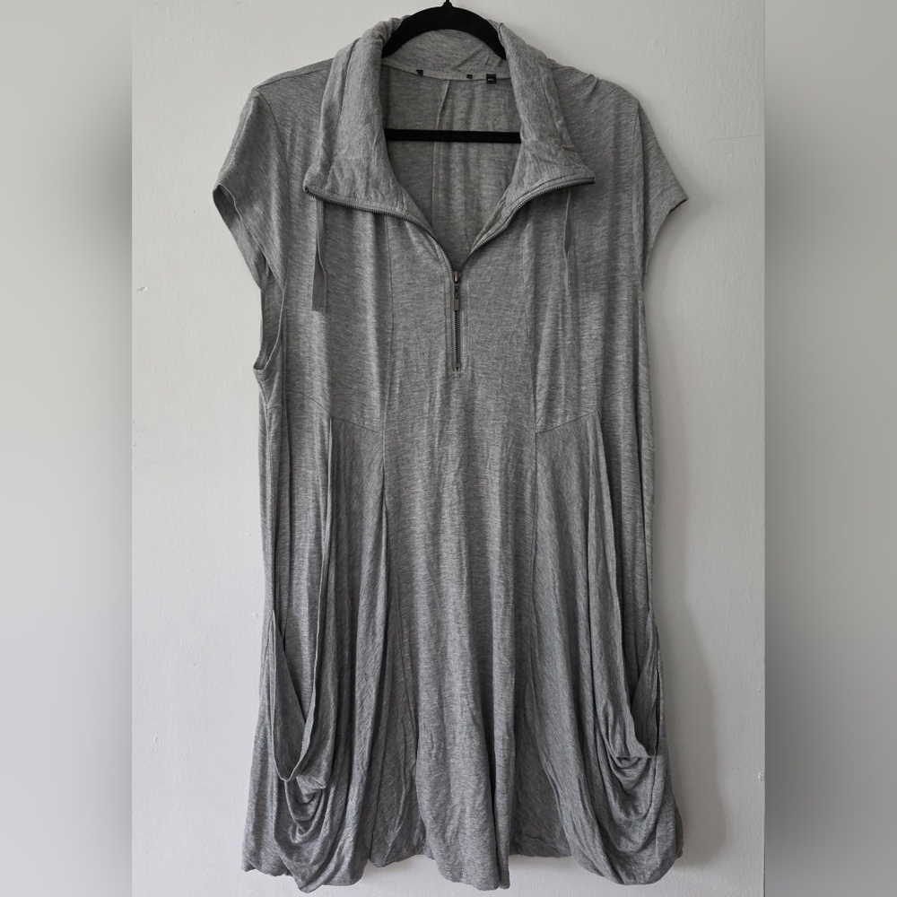 Gray Women's Top with Zipper